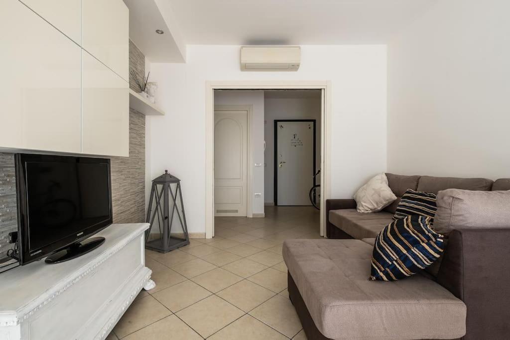 A Casa Di Mo', A Due Passi Dalla Stazione E Fiera Bologna Eksteriør billede